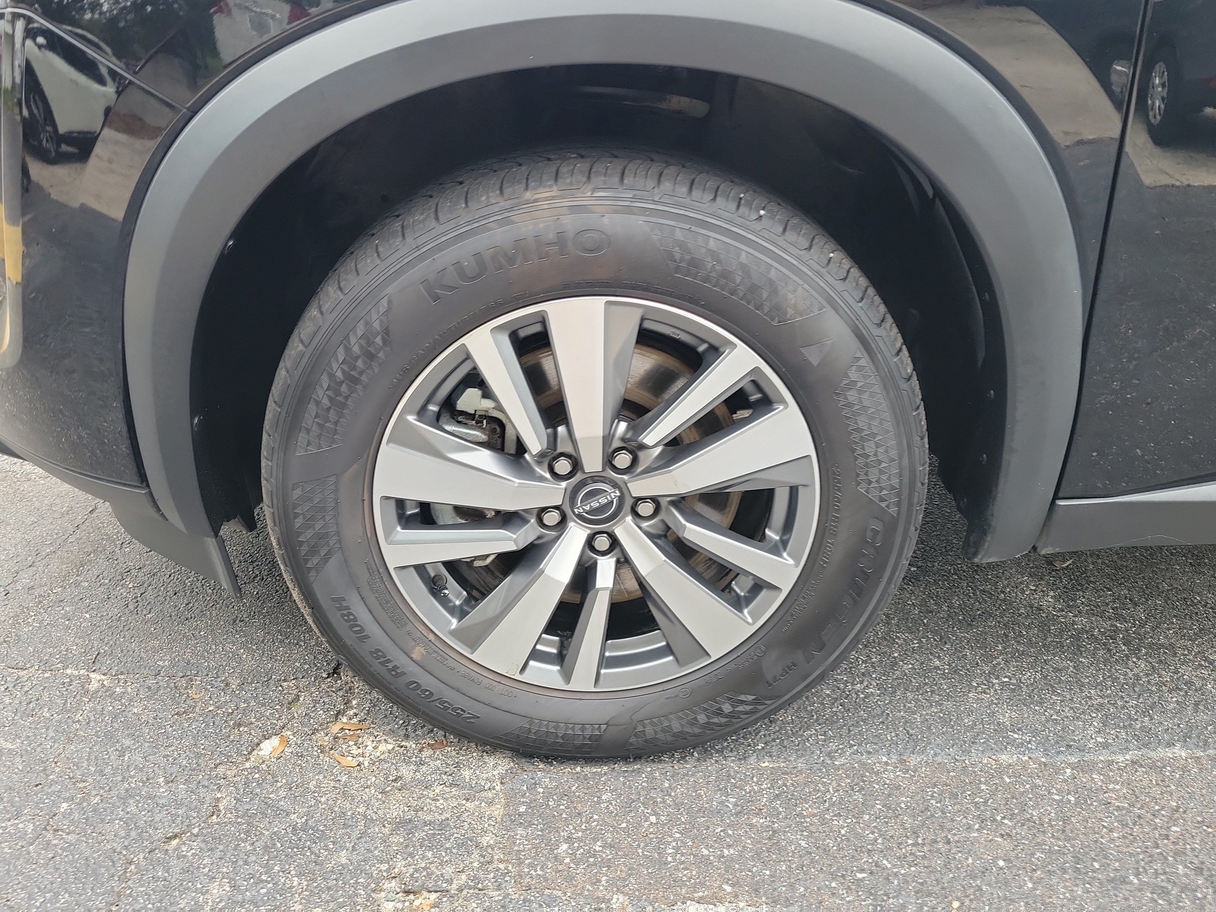 Certified 2025 Nissan Pathfinder SL FWD image 4