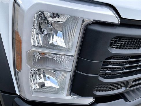 New 2025 Ford F450 XL image 13