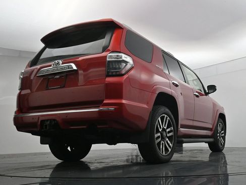 Used 2023 Toyota 4Runner Limited AWD/4WD image 22