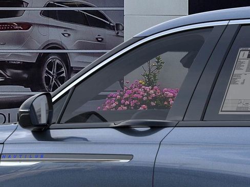 New 2026 Lincoln Nautilus Premier image 20