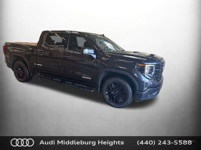 Used 2022 GMC Sierra 1500 Elevation w/ Elevation Premium Package