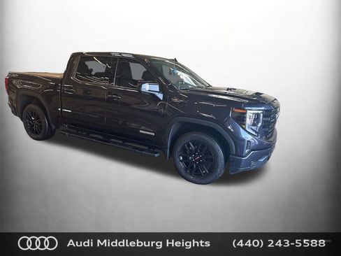 Used 2022 GMC Sierra 1500 Elevation w/ Elevation Premium Package image 1