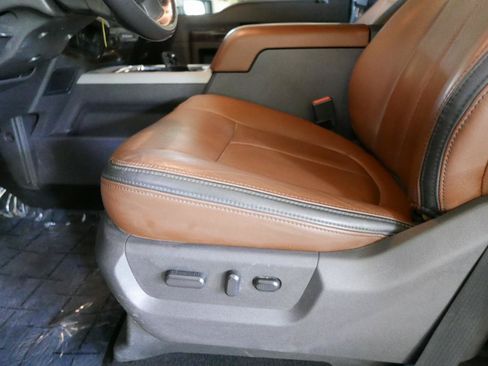 Used 2015 Ford F350 Platinum AWD/4WD image 9