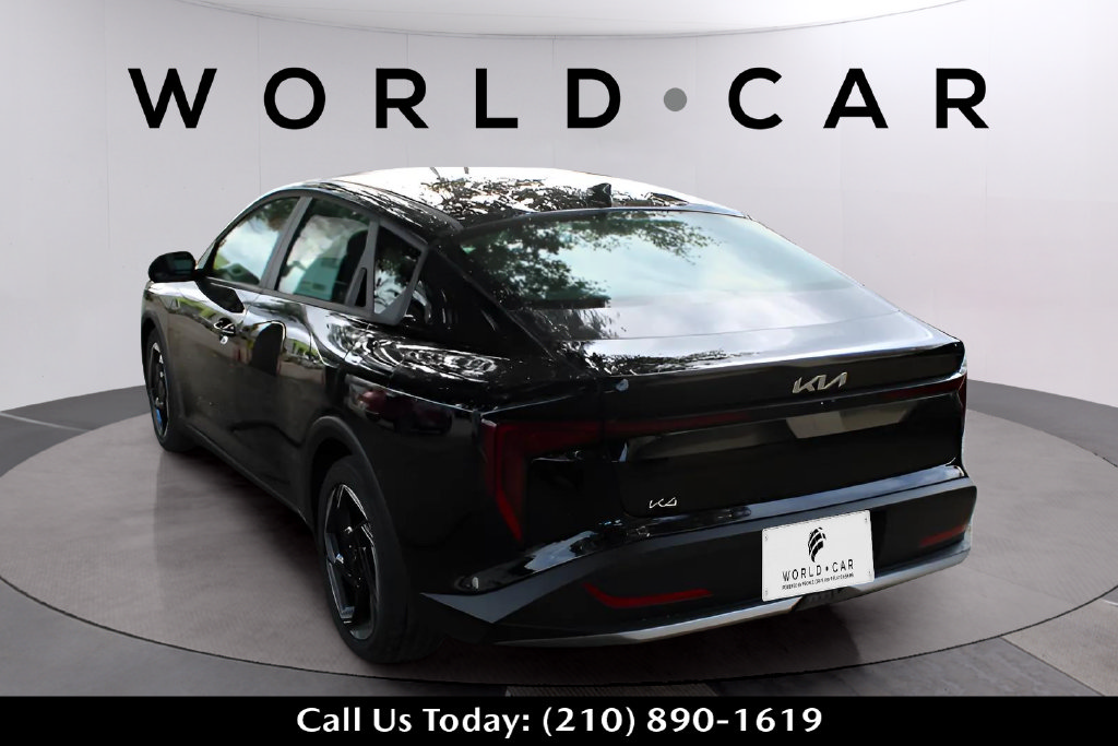 Used 2025 Kia K4 EX FWD image 4