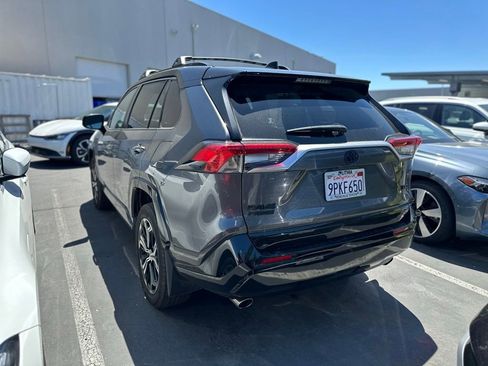 Used 2024 Toyota RAV4 XSE w/ Weather Package AWD/4WD image 4
