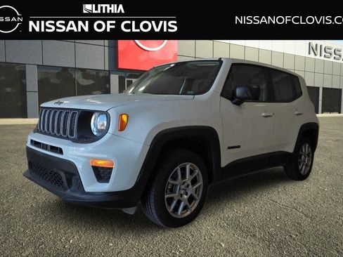 Used 2023 Jeep Renegade Latitude AWD/4WD image 1