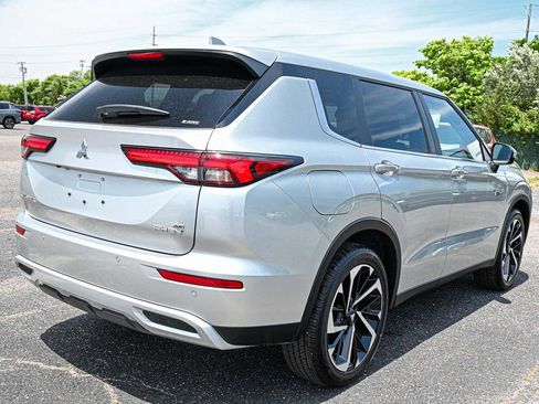 New 2024 Mitsubishi Outlander SE AWD/4WD image 4
