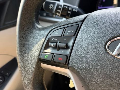 Used 2018 Hyundai Tucson SEL FWD image 9