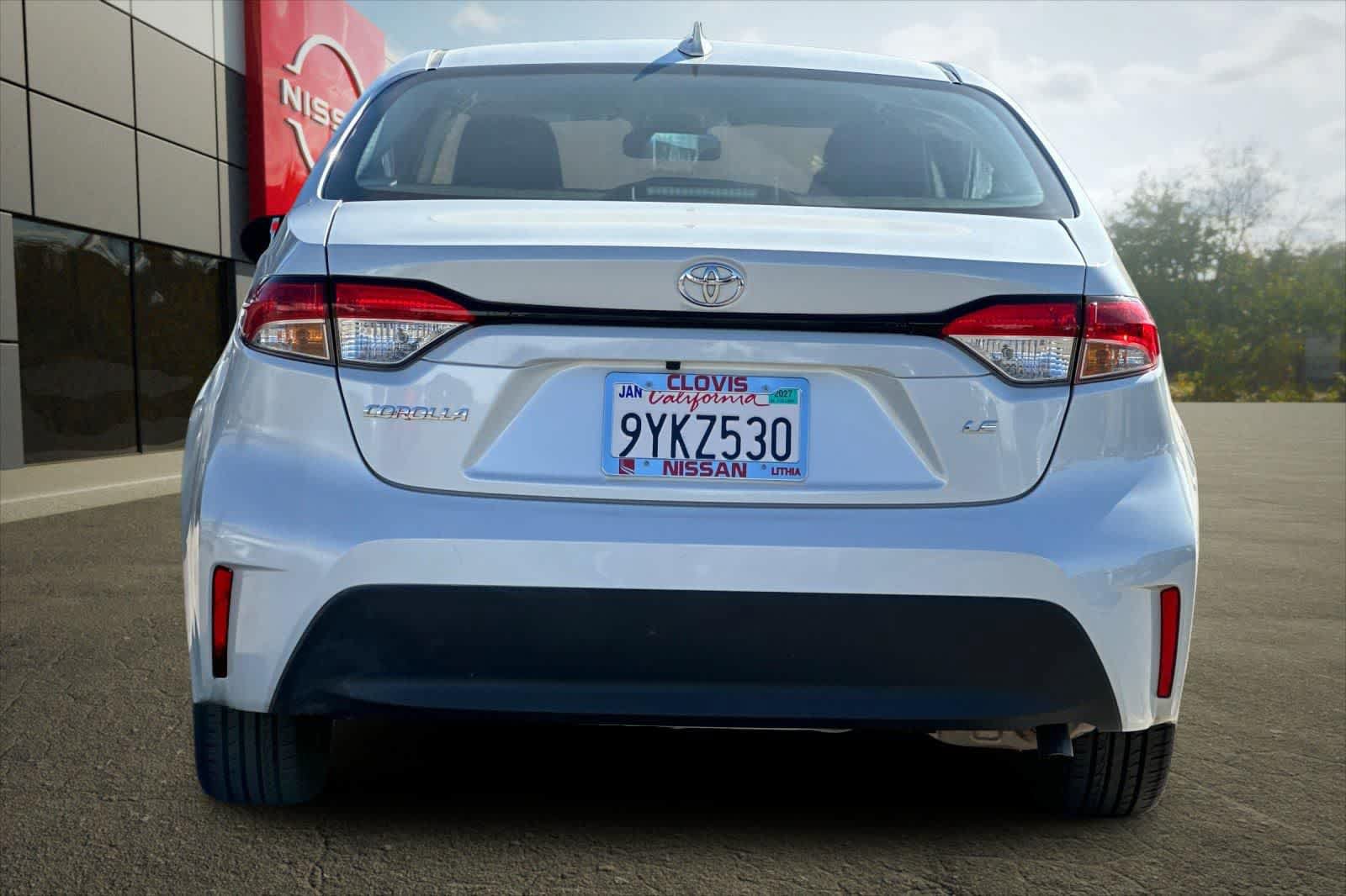 Used 2025 Toyota Corolla LE FWD image 11