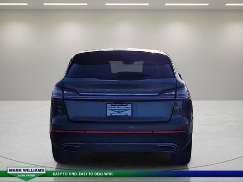 Used 2022 Lincoln Nautilus Reserve w/ Equipment Group 201A image 7