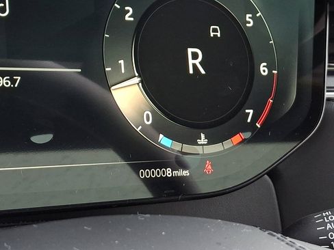 New 2026 Land Rover Range Rover Sport SE image 18