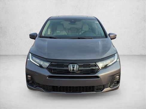 New 2026 Honda Odyssey Touring image 2