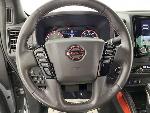 Used 2023 Nissan Frontier PRO-4X w/ Pro Convenience Package AWD/4WD image 21