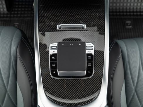 Used 2025 Mercedes-Benz G 63 AMG 4MATIC image 19