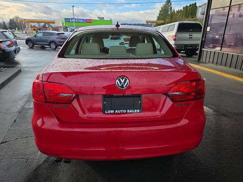 Used 2012 Volkswagen Jetta SE image 5
