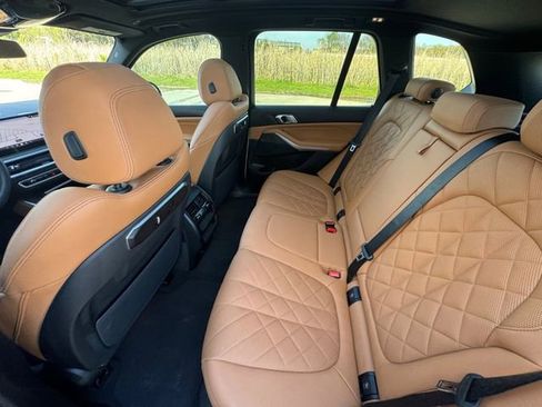 Used 2024 BMW X5 sDrive40i w/ Parking Assistance Package image 29