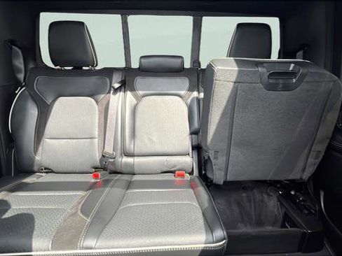 Used 2025 RAM 1500 Laramie w/ Night Edition image 20