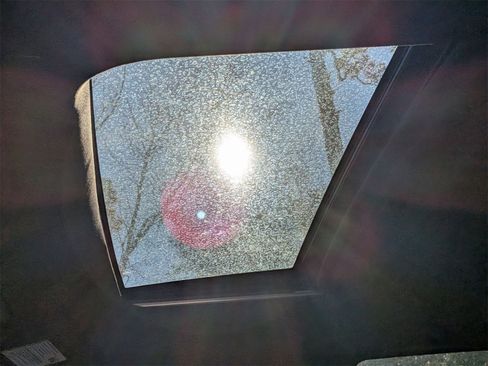 Used 2022 GMC Sierra 1500 Denali w/ Denali Reserve Package image 26