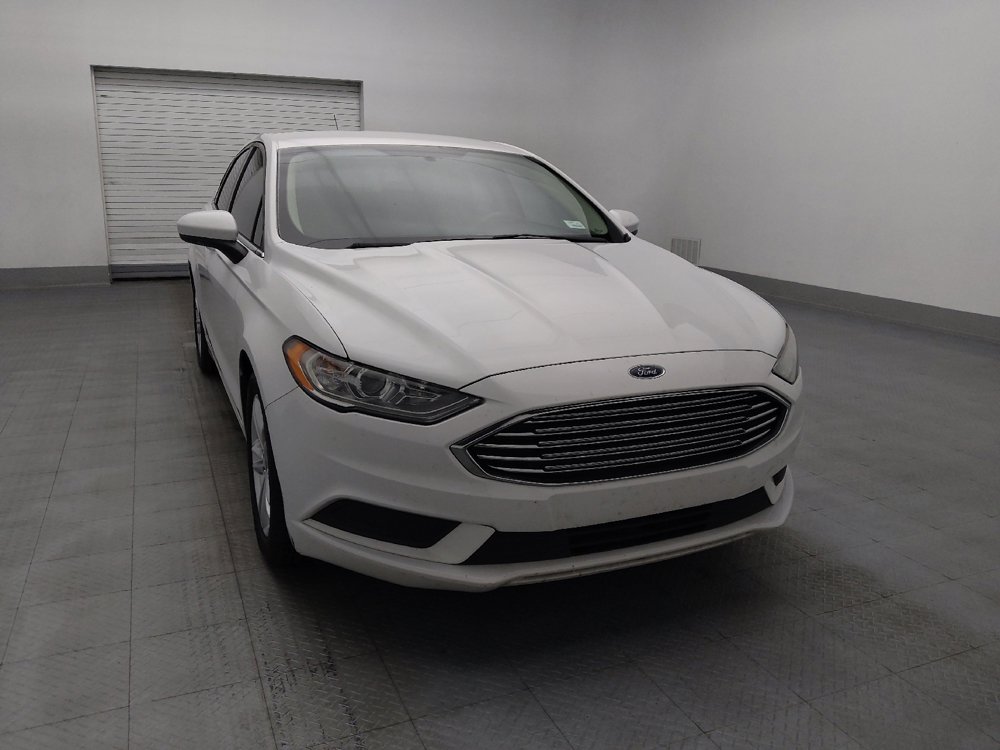 Used 2018 Ford Fusion SE FWD image 14