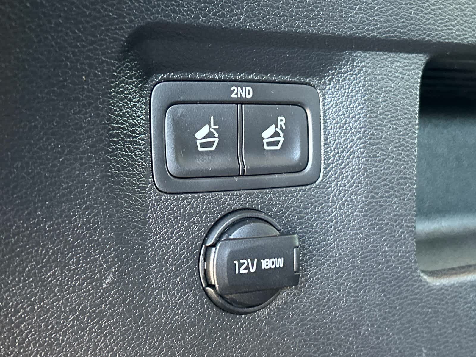 Used 2025 Kia Telluride S AWD/4WD image 18