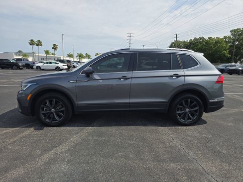 Used 2024 Volkswagen Tiguan SE FWD image 6