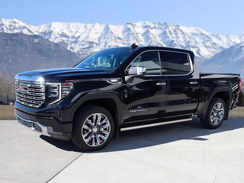 Used 2024 GMC Sierra 1500 Denali image 2