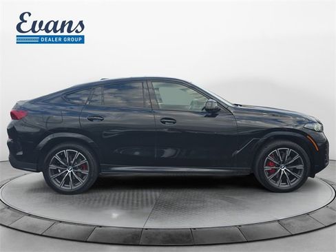 Certified 2024 BMW X6 xDrive40i w/ Premium Package image 6