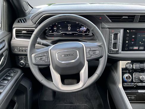 Used 2023 GMC Yukon XL Denali w/ LPO, Floor Liner Package AWD/4WD image 6