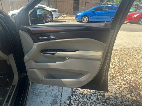 Used 2014 Cadillac SRX Luxury w/ Driver Awareness Package FWD image 28