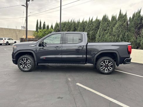 Used 2022 GMC Sierra 1500 AT4 w/ AT4 Premium Package image 7