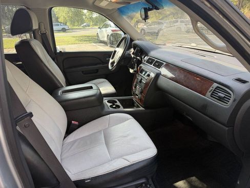 Used 2012 Chevrolet Tahoe LS RWD image 17