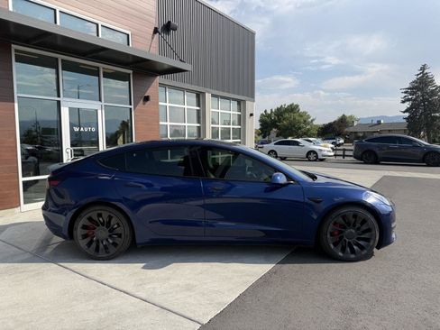Used 2021 Tesla Model 3 Performance AWD/4WD image 9