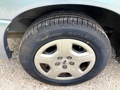 Used 2004 Ford Freestar SE image 11