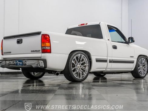 Used 2000 Chevrolet Silverado 1500 LS image 25