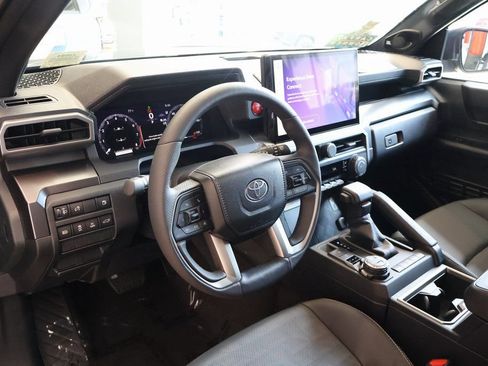 Used 2026 Toyota 4Runner TRD Off-Road Premium AWD/4WD image 5