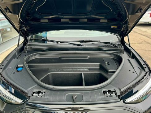 Used 2025 Audi Q6 e-tron Premium Plus w/ Premium Plus image 12