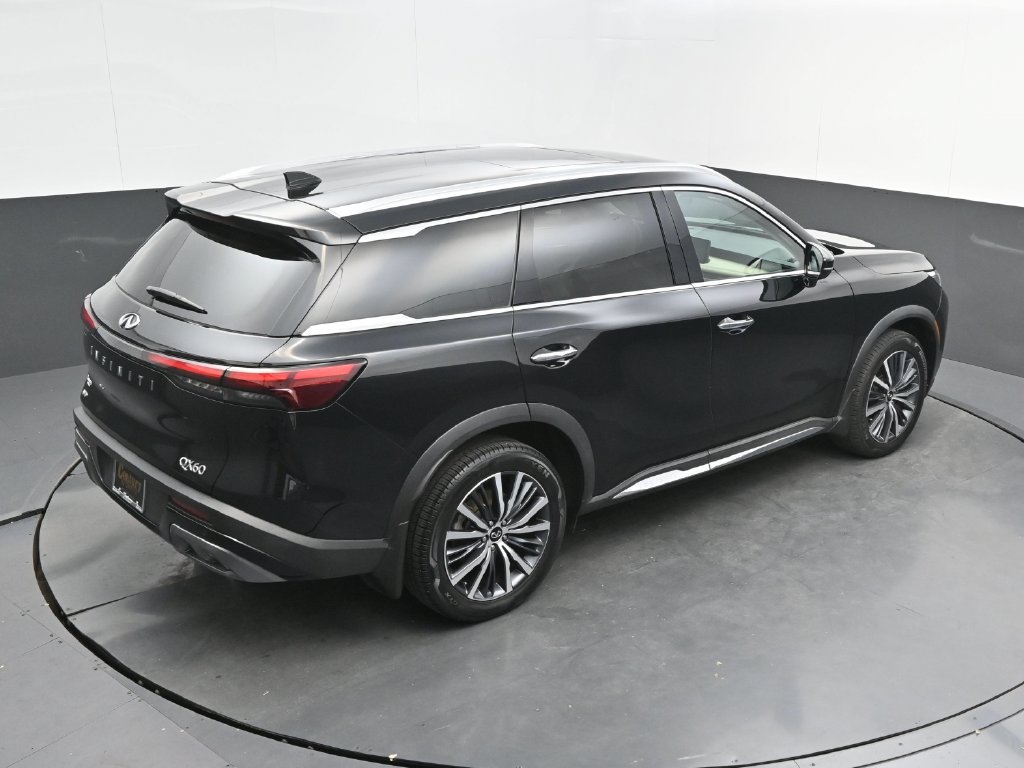 Used 2023 INFINITI QX60 Sensory AWD/4WD image 34
