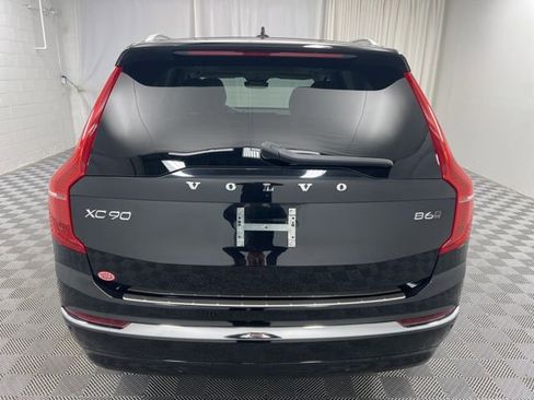 Used 2023 Volvo XC90 B6 Plus w/ Protection Package image 7