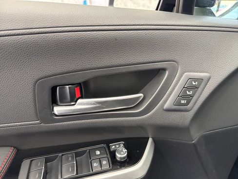 Certified 2025 Toyota Sienna XSE image 37