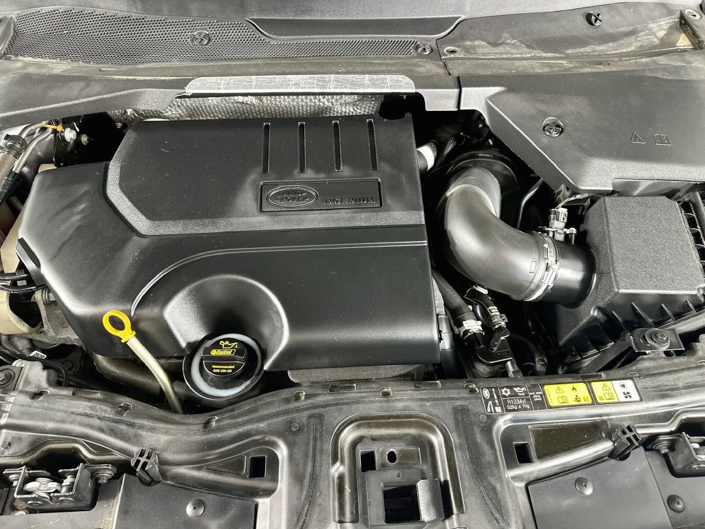 Used 2020 Land Rover Discovery Sport S AWD/4WD image 36