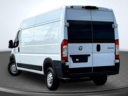 Used 2023 RAM ProMaster 2500 FWD image 3