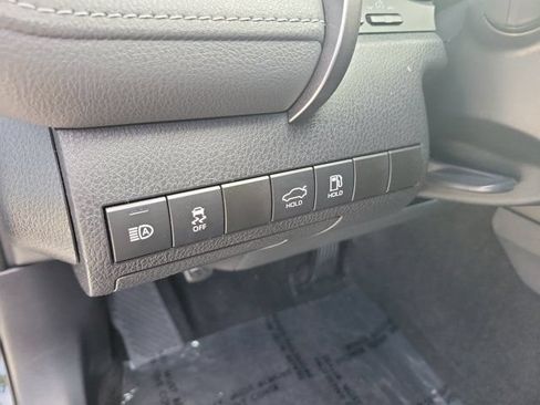 Used 2022 Toyota Camry SE FWD image 24