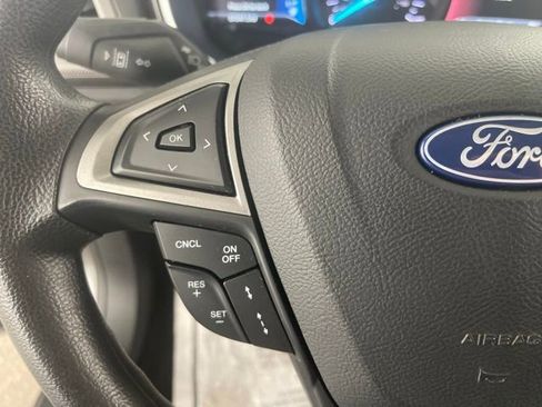 Used 2019 Ford Fusion SE image 38