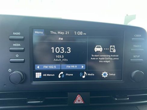 Used 2025 Hyundai Elantra Sport FWD image 7