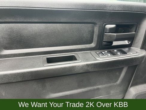 Used 2025 RAM 3500 Tradesman w/ Bed Utility Group image 10