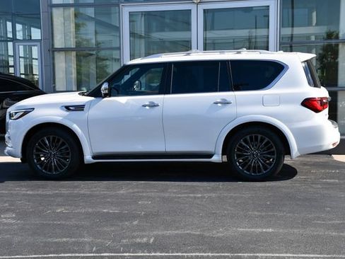 Certified 2024 INFINITI QX80 Sensory w/ Cargo Package AWD/4WD image 11