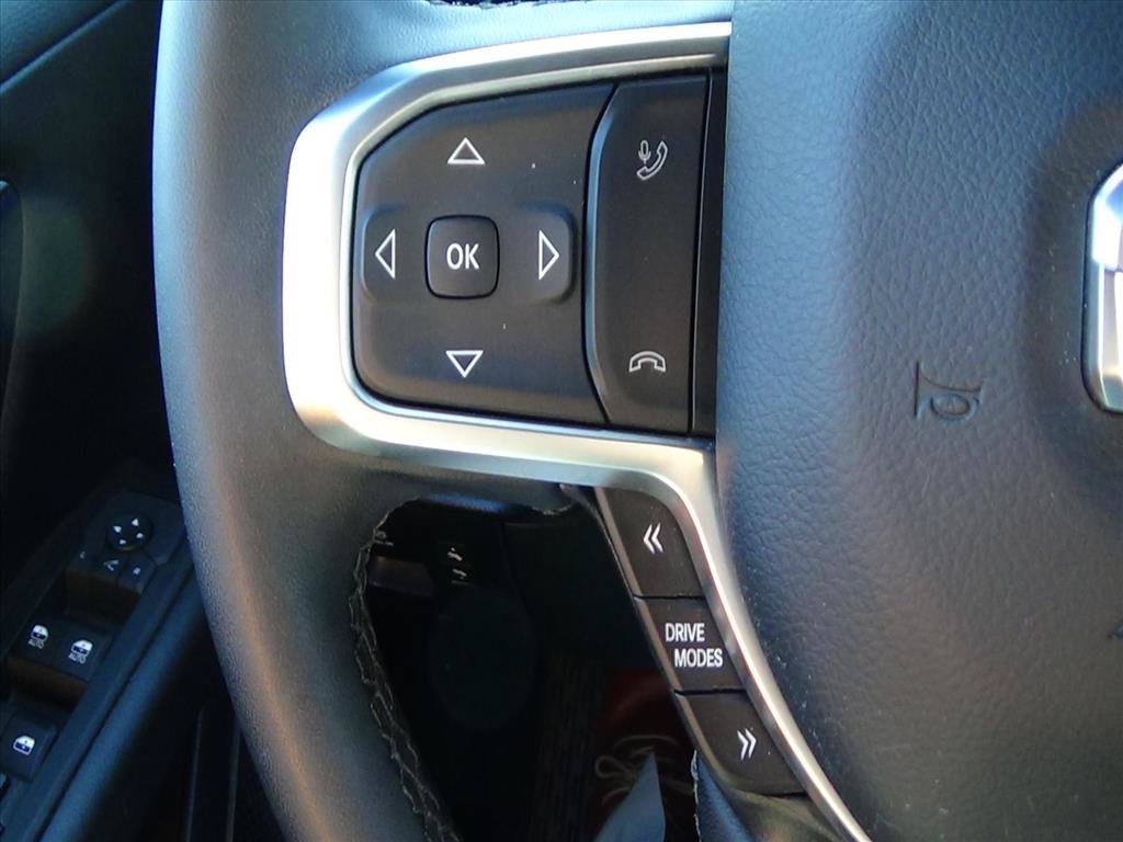 Used 2025 RAM 1500 Big Horn AWD/4WD image 21