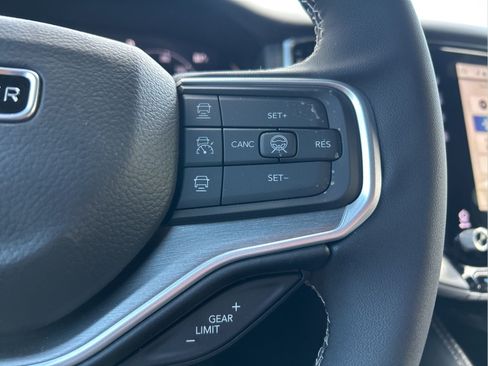 New 2026 Jeep Grand Wagoneer L Limited AWD/4WD image 16