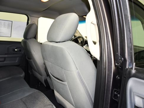 Used 2016 RAM 1500 Big Horn AWD/4WD image 45