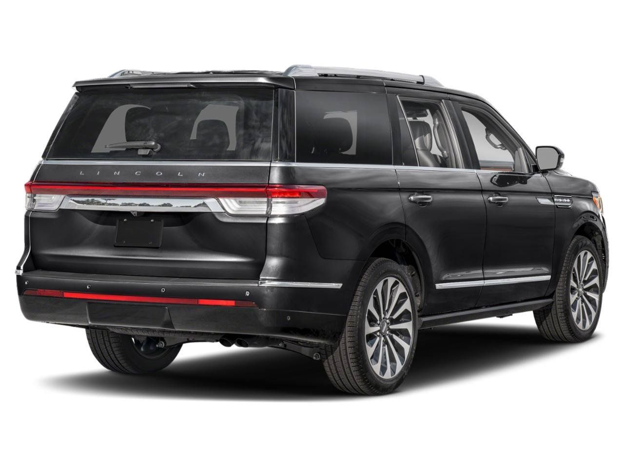 Used 2024 Lincoln Navigator Premiere AWD/4WD image 2
